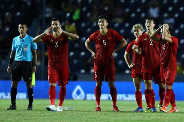 Công Phượng đá hỏng luân lưu, ĐT Việt Nam về nhì tại King's Cup 2019 - Hình 1