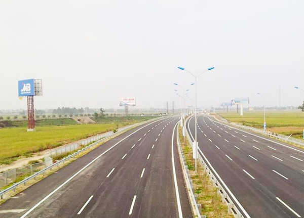 Chi hơn 2.000 tỷ đồng giải phóng mặt bằng dự án đường cao tốc Bắc - Nam qua Nghệ An - Hình 1