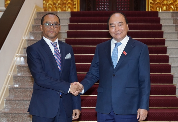 Thủ tướng tiếp Bộ trưởng Ngoại giao và Hợp tác Timor-Leste - Hình 1