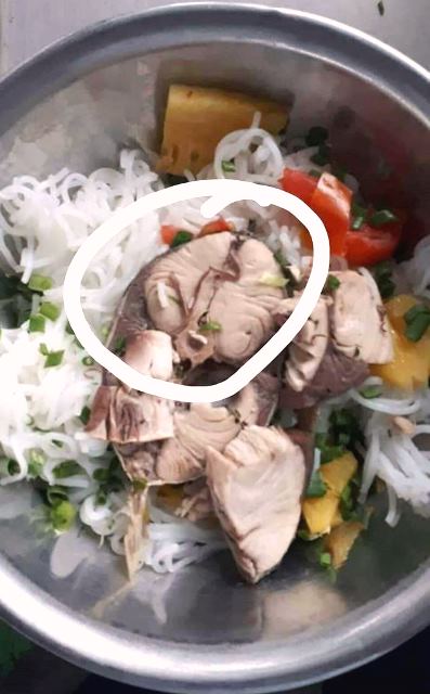 Đà Nẵng: Kiểm tra thông tin phát hiện sán trong tô bún cá của công nhân