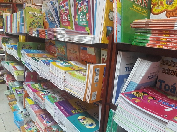 Phát hiện hơn 500.000 bản sách giáo dục bị in lậu - Hình 1