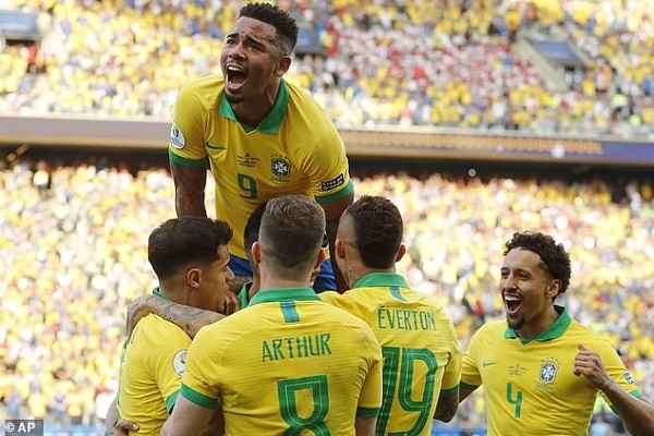 Brazil 5-0 Peru: Brazil hiên ngang vào tứ kết Copa America 2019 - Hình 1