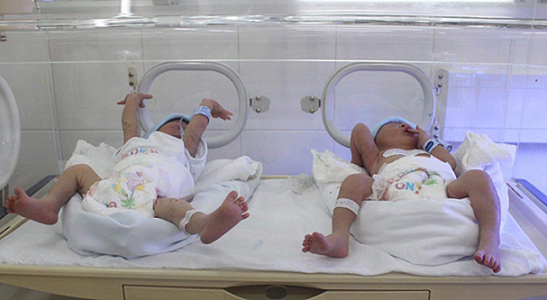 Bộ Y tế: Cảnh báo tình trạng mạo danh nhận con nuôi để buôn bán trẻ sơ sinh