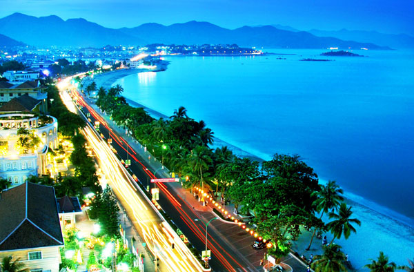 Khánh Hòa: Đón hơn 2,7 triệu lượt khách du lịch trong 5 tháng năm - Hình 1