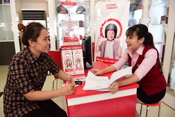 Bùng nổ “cuộc chiến” công ty tài chính ở Việt Nam
