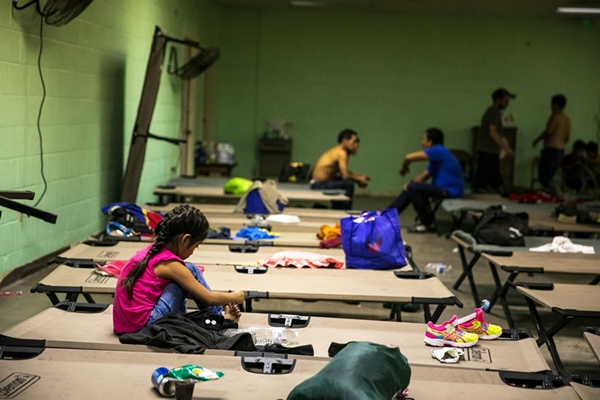 Dòng sông tử thần và bi kịch của di dân bị 'sói đồng cỏ' dụ dỗ - Hình 4