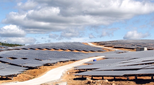 Phú Yên: Khánh thành 2 nhà máy điện mặt trời dự án gần 2.800 tỷ đồng - Hình 2
