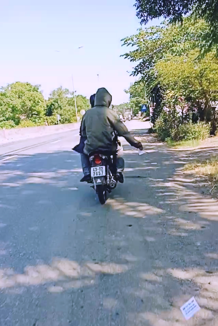 Huế: Phát tờ rơi quảng cáo cho vay tiền bị phạt 15 triệu đồng