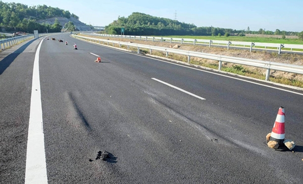 Cao tốc Đà Nẵng - Quảng Ngãi lại hư hỏng: Bộ GTVT yêu cầu VEC sửa chữa
