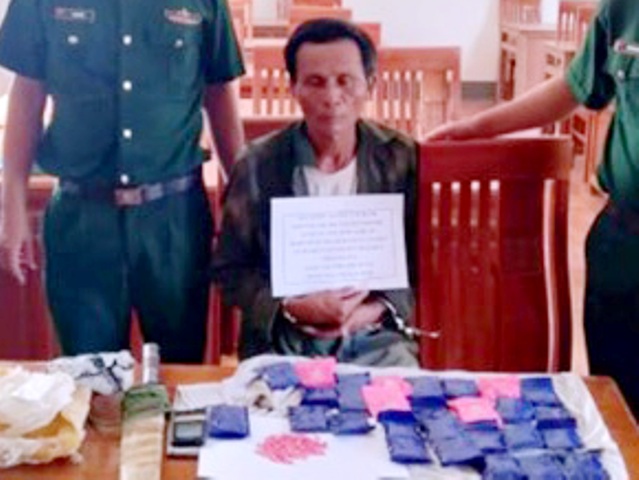 Nghệ An: Bắt đối tượng vận chuyển 5.550 viên ma túy tổng hợp