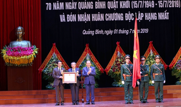 Phó Thủ tướng Thường trực dự kỷ niệm 30 năm tái lập tỉnh Quảng Bình - Hình 2