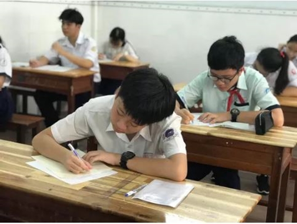 Ngày 3/7, TP.HCM công bố điểm chuẩn lớp vào 10