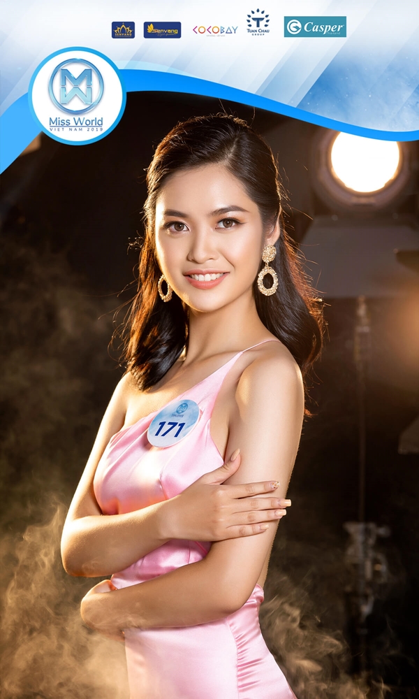 Miss World Vietnam 2019: Cận cảnh nhan sắc 34 thí sinh Chung khảo phía Bắc - Hình 13