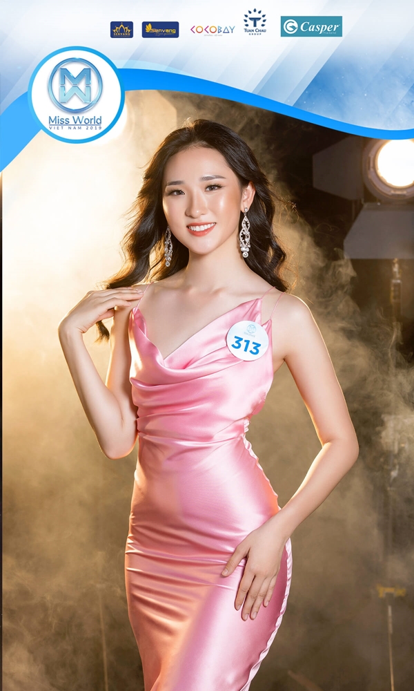 Miss World Vietnam 2019: Cận cảnh nhan sắc 34 thí sinh Chung khảo phía Bắc - Hình 22