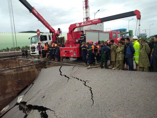 Vụ sập mố cầu khiến 5 người thương vong (Thanh Hóa): Cơ quan công an vào cuộc điều tra làm rõ - Hình 1