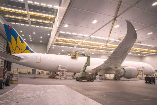 Những hình ảnh xuất hiện đầu tiên về Boeing 787-10 thương hiệu của Vietnam Airlines - Hình 1