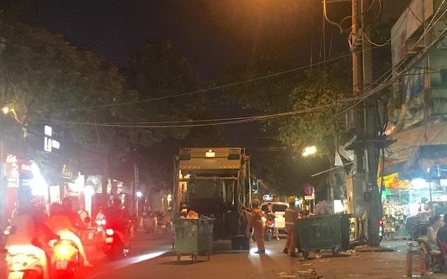 Đà Nẵng : Bãi rác Khánh Sơn tiếp nhận rác trở lại - Hình 1
