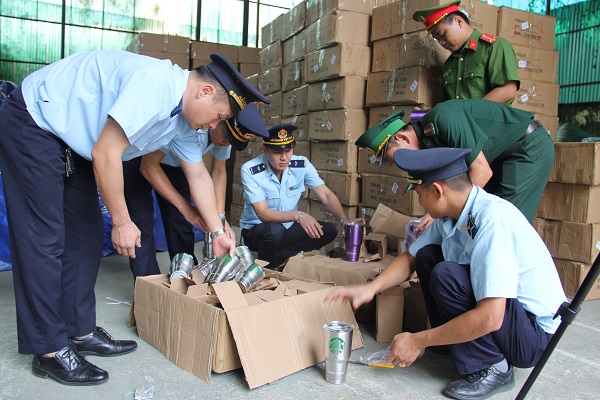Bắt giữ kho chứa 280 kiện hàng nghi giả mạo xuất xứ Thái Lan tại Lạng Sơn - Hình 1