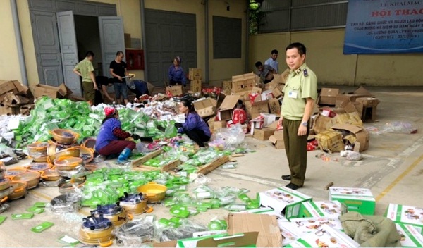 Lạng Sơn: Tiêu huỷ hàng hóa nhập lậu