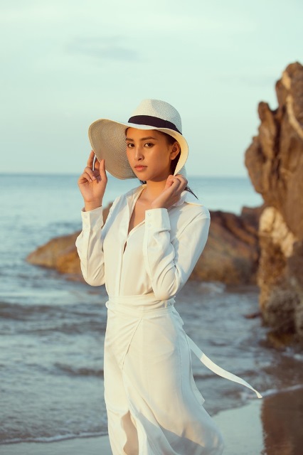 Hoa hậu Tiểu Vy: Đại sứ hình ảnh cho Lễ hội hang động Quảng Bình-2019 - Hình 3
