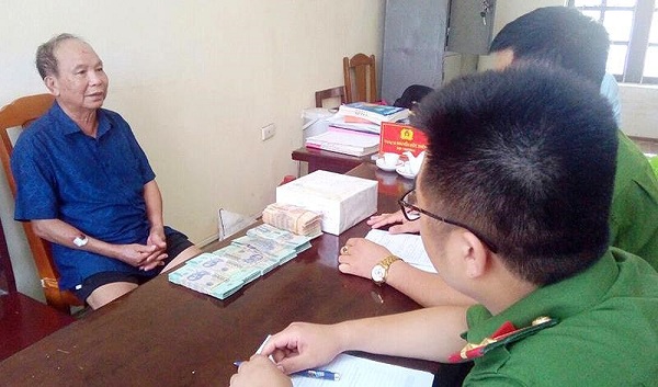 Thanh Hóa: Bắt giữ 3 đối tượng vận chuyển 3 bánh heroin đi tiêu thụ - Hình 2