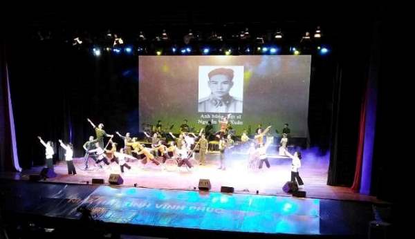 Vĩnh Phúc: Chương trình nghệ thuật “Còn mãi với thời gian” để lại ấn tượng sâu đậm trong lòng khán giả