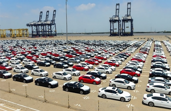 Việt Nam nhập khẩu hơn 10.500 chiếc ô tô trong tháng 6 năm 2019 - Hình 1