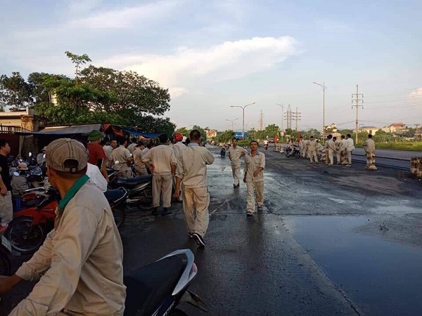 Hải Dương: Hàng loạt công nhân Công ty Xi măng Phúc Sơn bức xúc đòi quyền lợi lao động