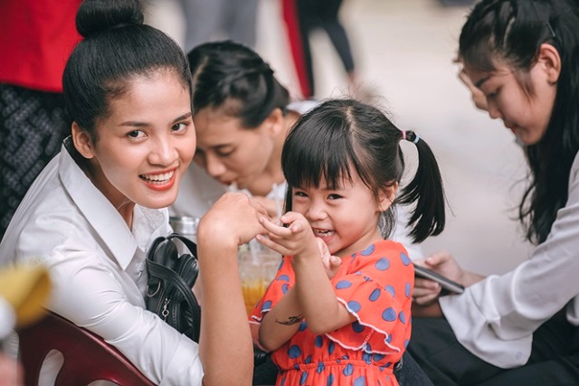 Miss World Vietnam 2019: Đàm Vĩnh Hưng đồng hành làm từ thiện cùng “Những chiến binh thầm lặng” - Hình 5