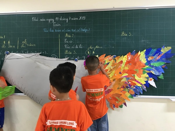 Trường TH-THCS Victoria Thăng Long tổ chức chương trình thiện nguyện và hội chợ Vicschool 2019 - Hình 2