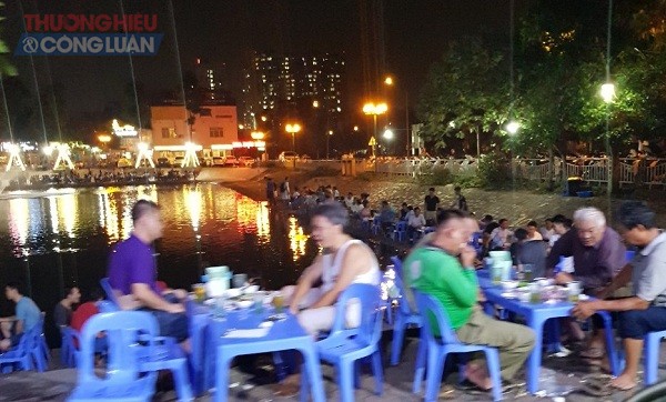 P.Phương Liệt, Q.Thanh Xuân (Hà Nội): Nhà hàng, quán bia “xẻ thịt” Hồ Rùa làm nơi kinh doanh buôn bán - Hình 5