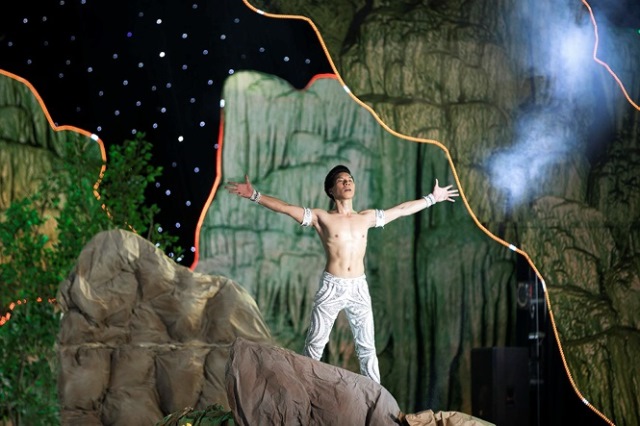Đạo diễn Hoàng Nhật Nam: Biến hang động Quảng Bình thành bức tranh hùng vĩ, lung linh, huyền ảo - Hình 2