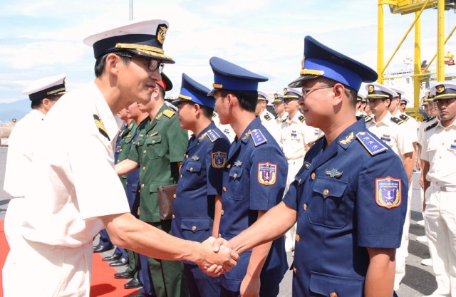 Tàu huấn luyện Kojima Nhật Bản thăm hữu nghị TP. Đà Nẵng - Hình 3