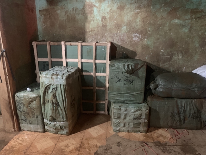 Lạng Sơn: Thu giữ số lượng lớn hàng may sẵn do Trung Quốc sản xuất