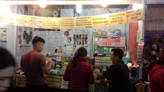 Hội chợ mua sắm, ẩm thực Đà Lạt 2019: Nhập nhèm xuất xứ hàng hóa - Hình 4