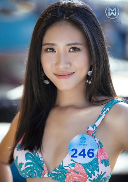 Thí sinh Miss World Việt Nam diện bikini thả dáng giữa biển trời Đà Nẵng - Hình 14