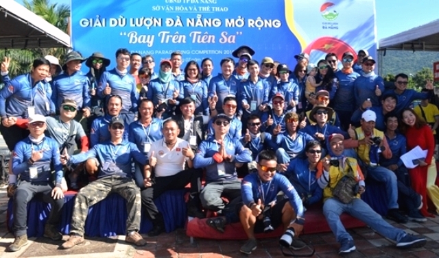 Đà Nẵng: 80 phi công tham gia giải Dù lượn “Bay trên Tiên Sa” mở rộng 2019 - Hình 1
