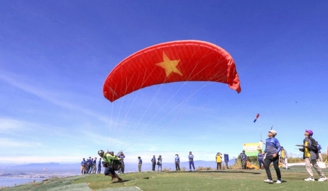 Đà Nẵng: 80 phi công tham gia giải Dù lượn “Bay trên Tiên Sa” mở rộng 2019 - Hình 4
