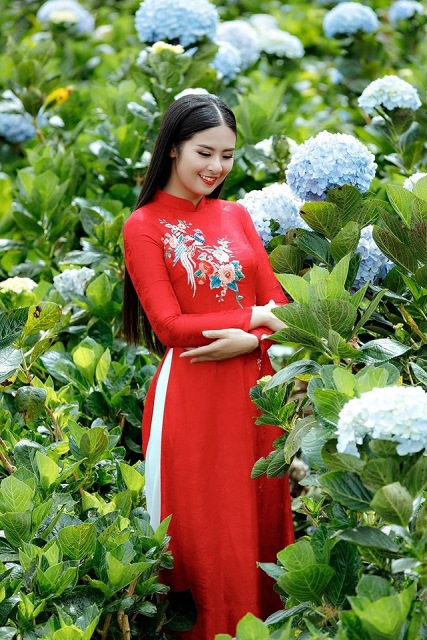 Hoa hậu Mỹ Linh: Hút hồn fans khi khoe đường cong tuyệt mỹ với bikini - Hình 12