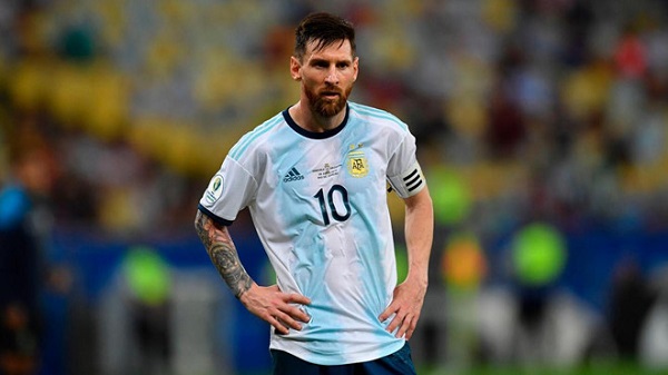 Lionel Messi bị ‘treo giò’ 3 tháng vì vạ miệng