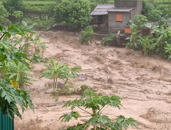 Bão số 3 gây thiệt hại nghiêm trọng ở nhiều địa phương