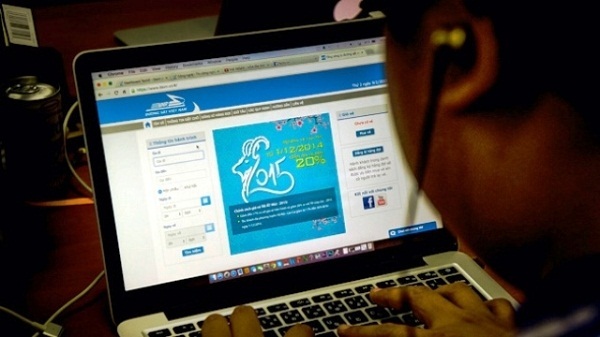 Đường sắt Việt Nam thêm kênh thanh toán vé tàu trực tuyến