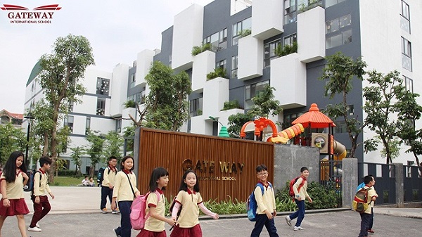 Hà Nội: Học sinh trường Quốc tế Gateway tử vong vì bị bỏ quên trên xe đưa đón?