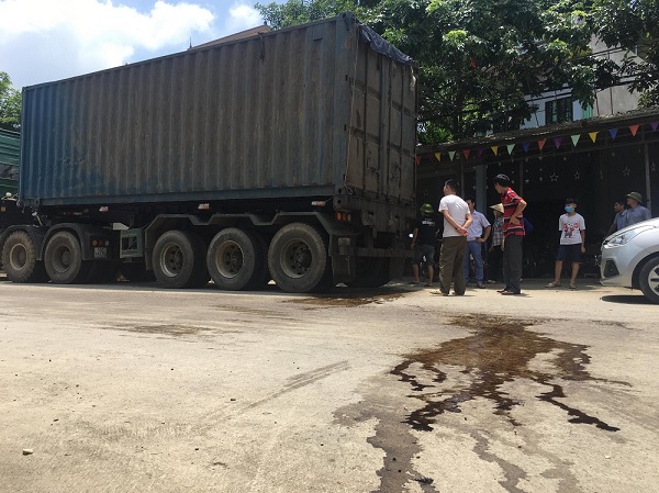 Phù Ninh (Phú Thọ): Người dân mất ăn, mất ngủ vì xe chở rác gây ô nhiễm môi trường - Hình 2