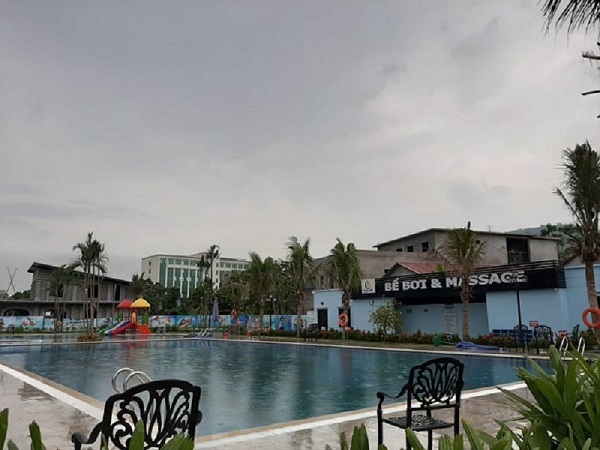 Phú Thọ: Cháu bé 7 tuổi tử vong ở bể bơi chưa được cấp phép hoạt động - Hình 1