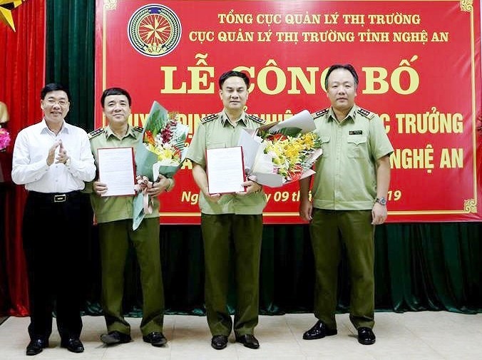 Cục QLTT Nghệ An bổ nhiệm 2 Phó cục trưởng