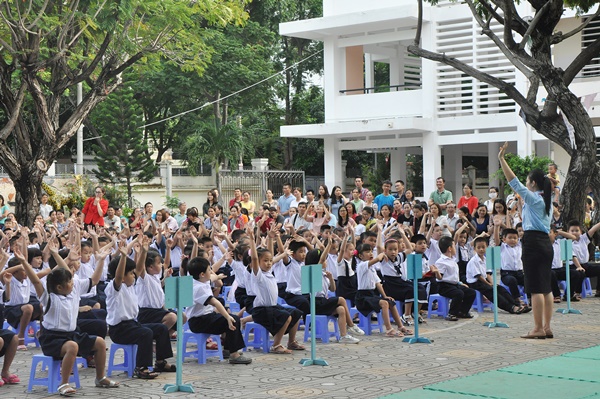 Ấn tượng lễ đón học sinh lớp 1 Trường Tiểu học Trưng Vương Tp.Vũng Tàu - Hình 2