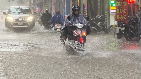 Dự báo thời tiết 10/8: Tây Nguyên, Nam Bộ tiếp tục mưa to - Hình 1