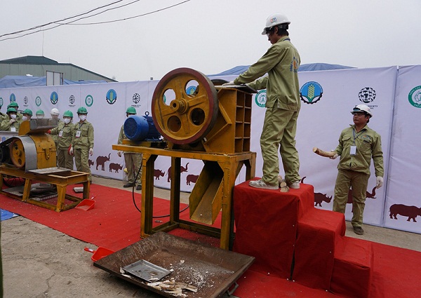 Việt Nam khẳng định cam kết về tiêu hủy ngà voi - Hình 2