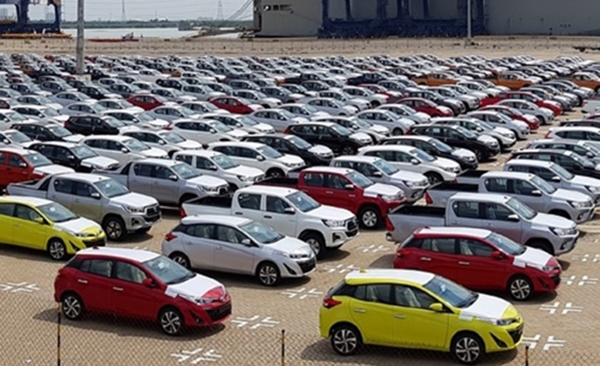 Ô tô nhập khẩu ‘lấn át’ xe lắp ráp trong nước